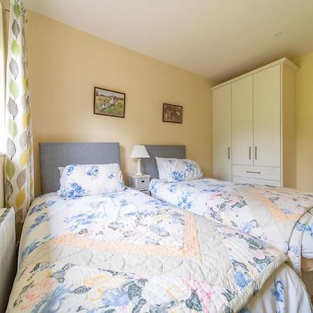 2 Bed Waterfront Property - Close To Courtmacsherry 科克 外观 照片